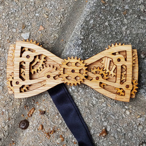 Custom kinetic gear wooden bow tie, style Maximus Red Oak